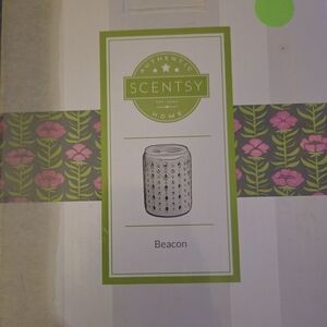 🆕️Scentsy White Candle Holder Accent Elegance.